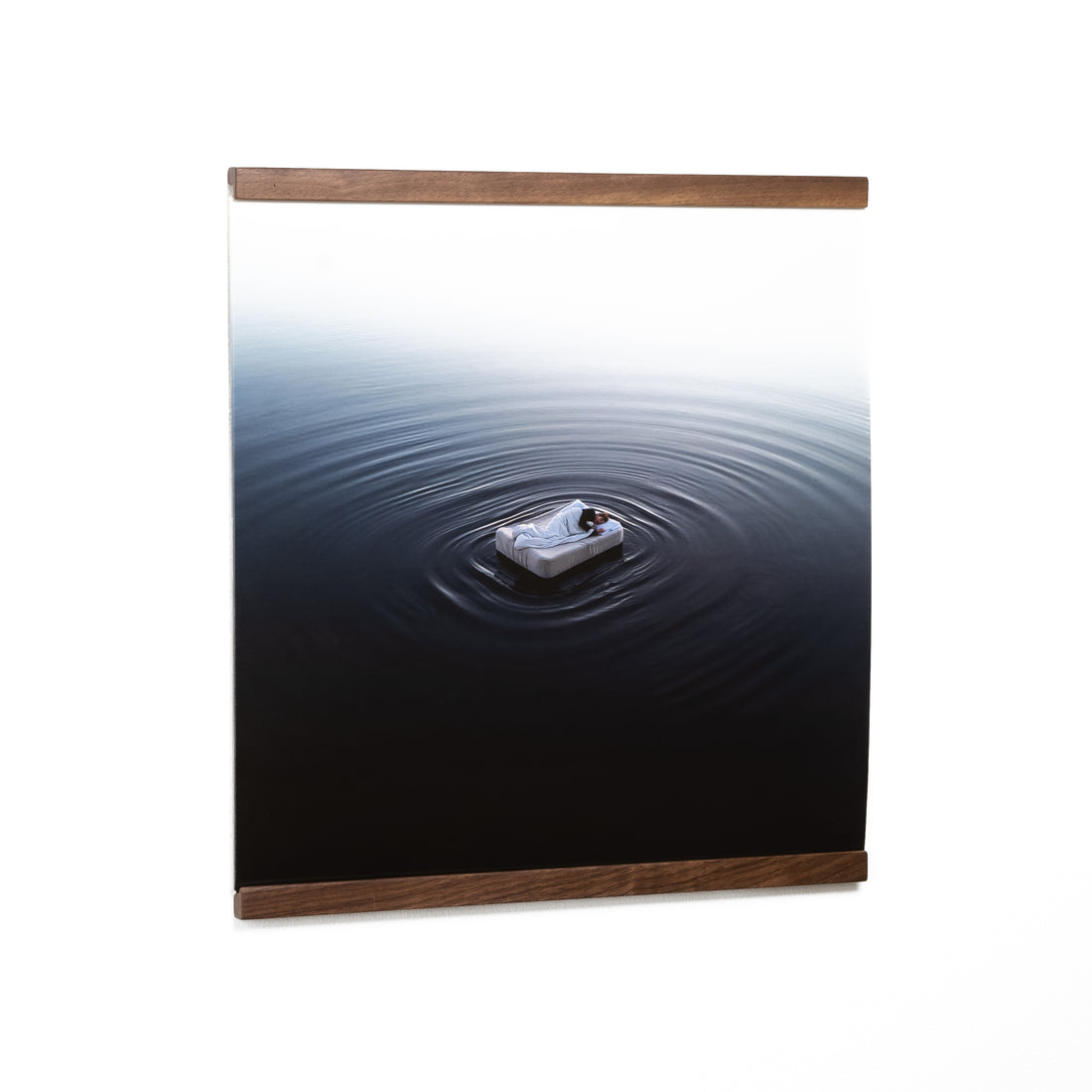 Display til vinylplader – SINGLE i valnød